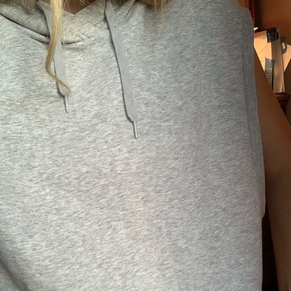 PUMA WORKOUT SWEATSHIRT - Picture 6 of 8